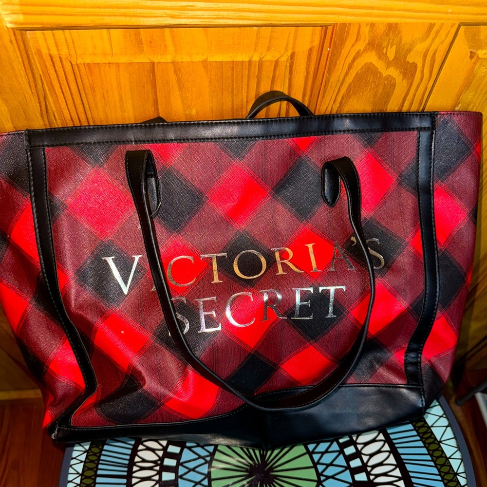 Vs tote